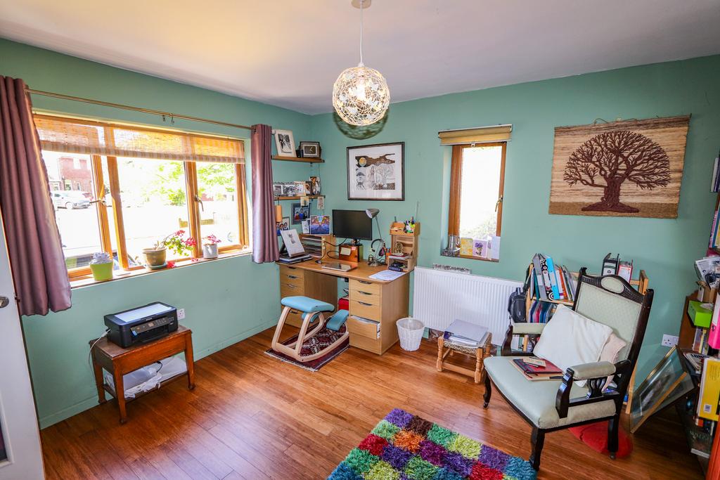 Sitting room/study