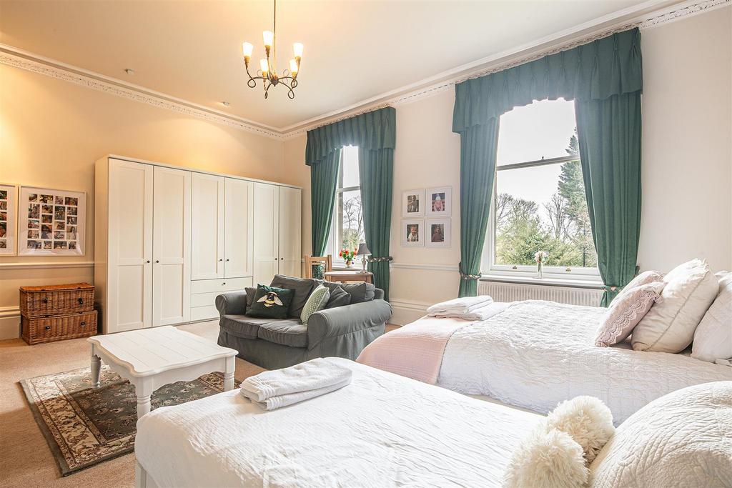 Dining room/bedroom three