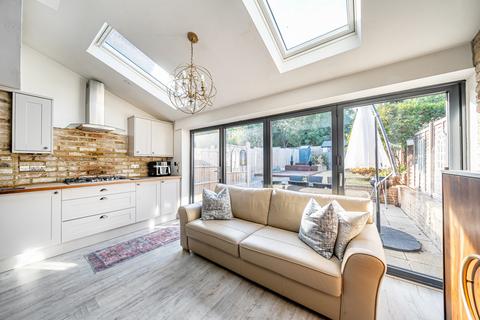 98 Lower Road, Denham, Uxbridge, UB9 5ED