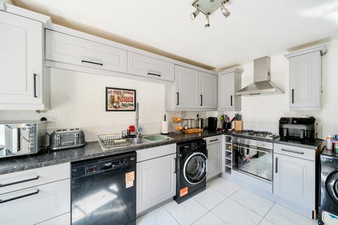 58 Britten Road, Swindon, SN25 2HQ