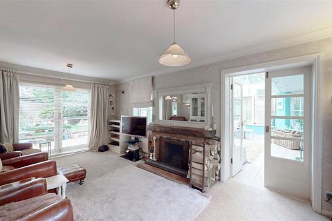4 bedroom detached house for sale, Priors Park, Emerson Valley, Milton Keynes