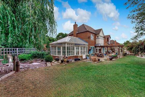 4 bedroom detached house for sale, Priors Park, Emerson Valley, Milton Keynes