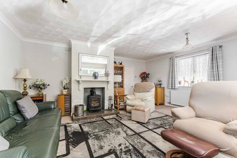 2 bedroom detached bungalow for sale, Bittering Street, Gressenhall