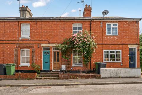 2 bedroom house for sale, Bow Street, Alton, Hampshire, GU34