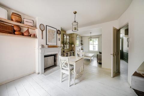 2 bedroom house for sale, Bow Street, Alton, Hampshire, GU34
