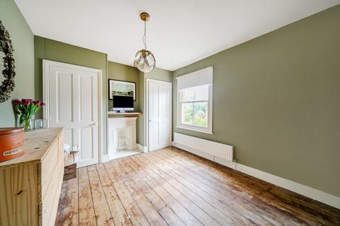 2 bedroom house for sale, Bow Street, Alton, Hampshire, GU34