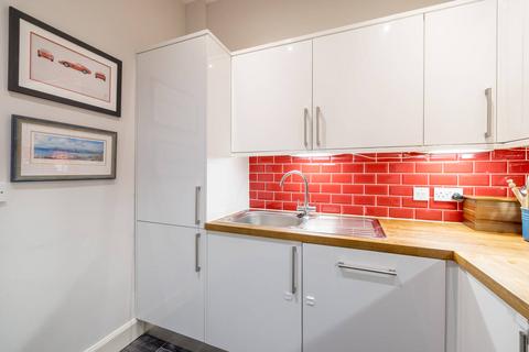 1f1, 13 Polwarth Crescent, Edinburgh, EH11 1HP