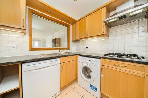 2 bedroom flat for sale, Wapping High Street, London E1W