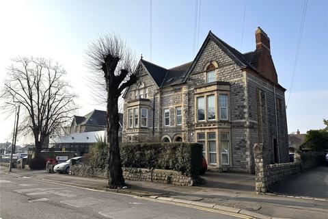 1 bedroom apartment to rent, Hickman Road, Penarth, CF64