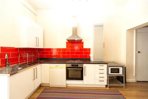 1 bedroom apartment to rent, Hickman Road, Penarth, CF64