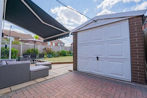 3 bedroom detached house for sale, Hoselett Field Road, Long Eaton, NG10