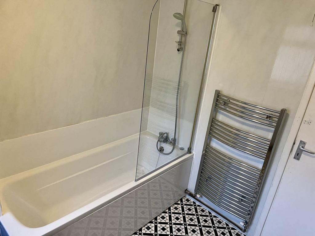 Bath 2