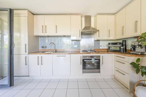 2 bedroom flat for sale, Ridley House, E14, Tower Hamlets, London, E14