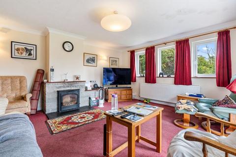 5 bedroom detached bungalow for sale, Tredrizzick, Rock