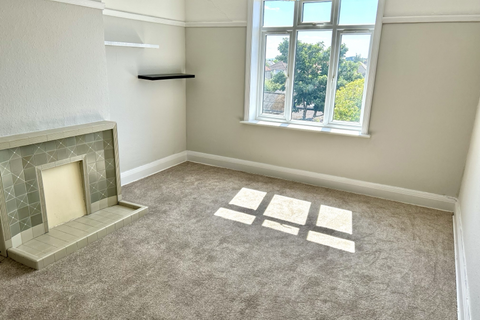 3 bedroom apartment to rent, 1101b Christchurch Road, Boscombe East