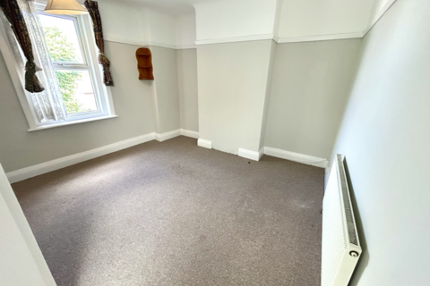 3 bedroom apartment to rent, 1101b Christchurch Road, Boscombe East