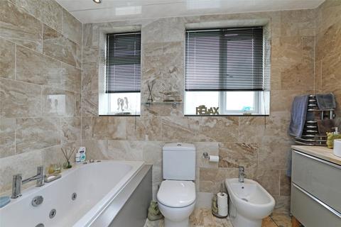 11 Carr Gate Drive, Carr Gate, Wakefield, WF2 0QS