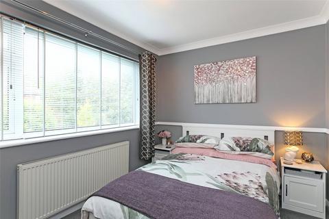 11 Carr Gate Drive, Carr Gate, Wakefield, WF2 0QS