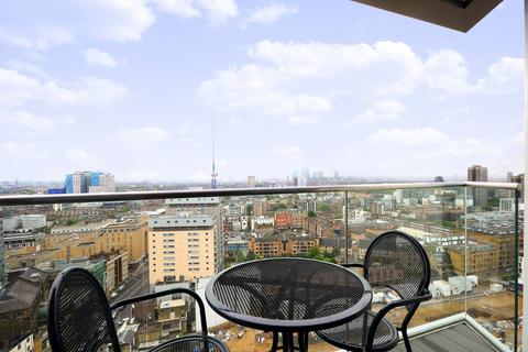 2 bedroom flat for sale, Altitude Point, Alie Street, E1, Aldgate, London, E1