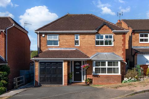 Briar Close, Lickey End, Bromsgrove, Worcestershire, B60