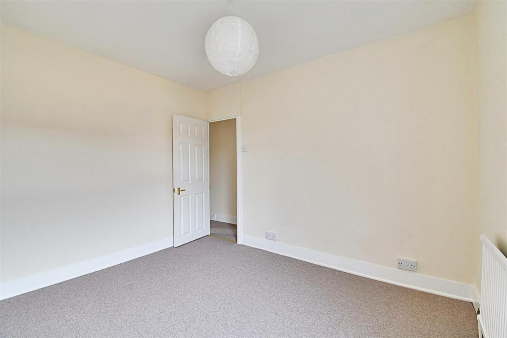 Bedroom 2 2.jpg