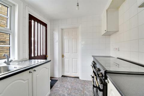 2 bedroom terraced house for sale, South Street, Stanstead Abbotts SG12