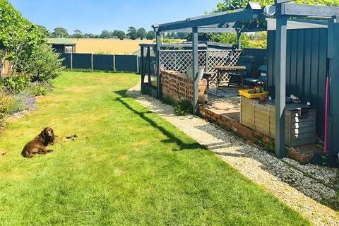 3 bedroom semi-detached house for sale, Saunders View, Goole DN14
