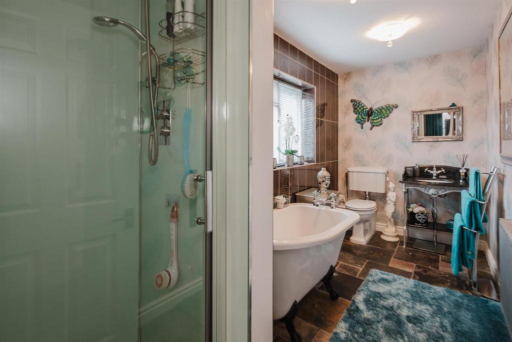 Bedroom 1 En Suite