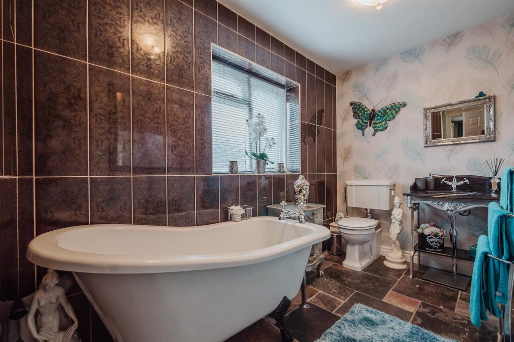 Bedroom 1 En Suite