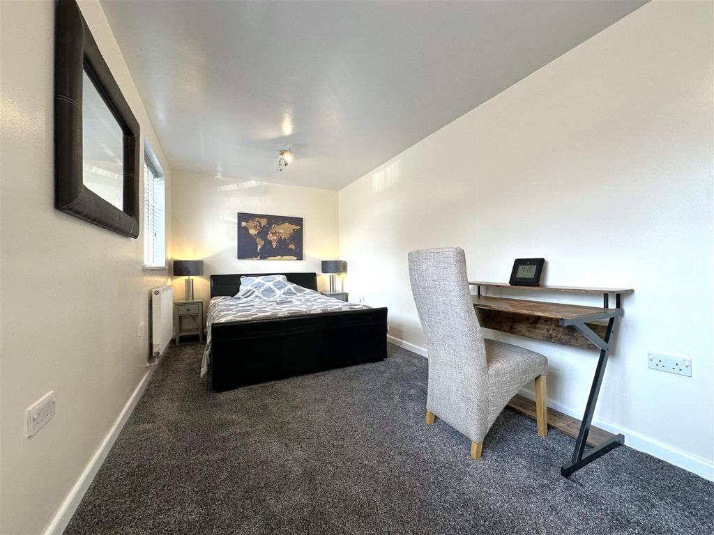 Ground Floor Bedroom/ Home Office 835