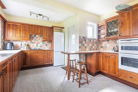 52 Ben Lane, Sheffield, S6 4SB