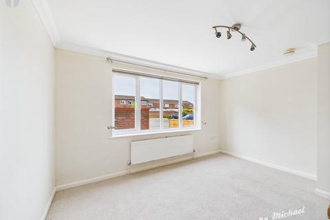 undefined, Chestnut Close, Aston Clinton, Aylesbury