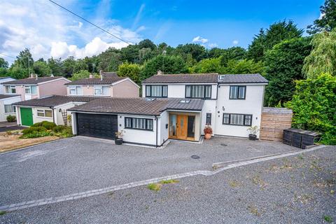 33 Bramstead Avenue, Wolverhampton, WV6 8AN