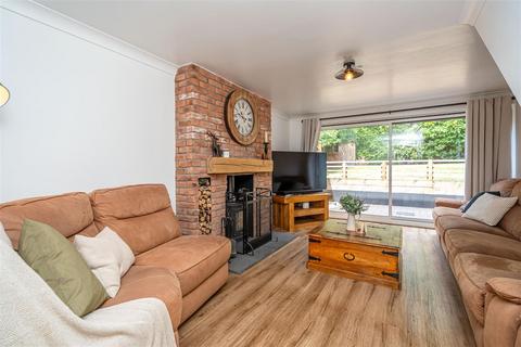 33 Bramstead Avenue, Wolverhampton, WV6 8AN