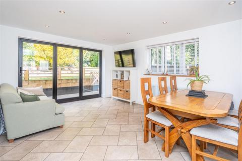 33 Bramstead Avenue, Wolverhampton, WV6 8AN