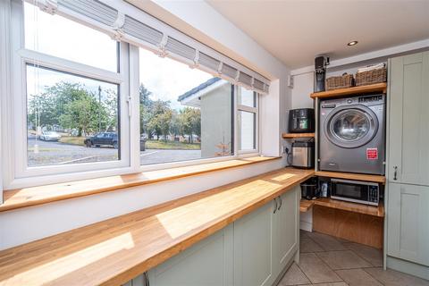 33 Bramstead Avenue, Wolverhampton, WV6 8AN