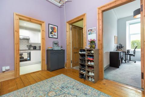 2 bedroom flat for sale, Walton Street, Shawlands