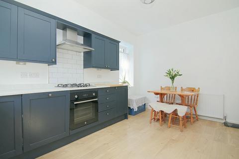 2 bedroom end of terrace house for sale, Hutton Terrace, Pudsey, LS28 7UD