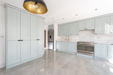 4 bedroom end of terrace house for sale, Tilehouse Street, Hitchin, Hertfordshire, SG5