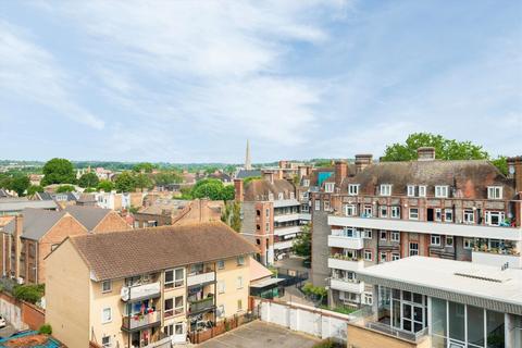 2 bedroom flat for sale, Peckwater Street, London NW5