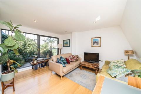 2 bedroom flat for sale, Stockwell Road, London SW9