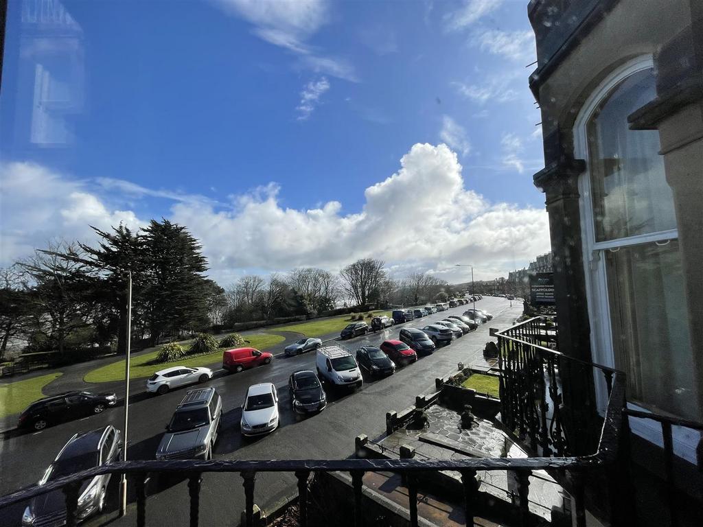 F7 A11 E63-7185-45 E8-83 E5-5 D97542 C833 E.jpeg