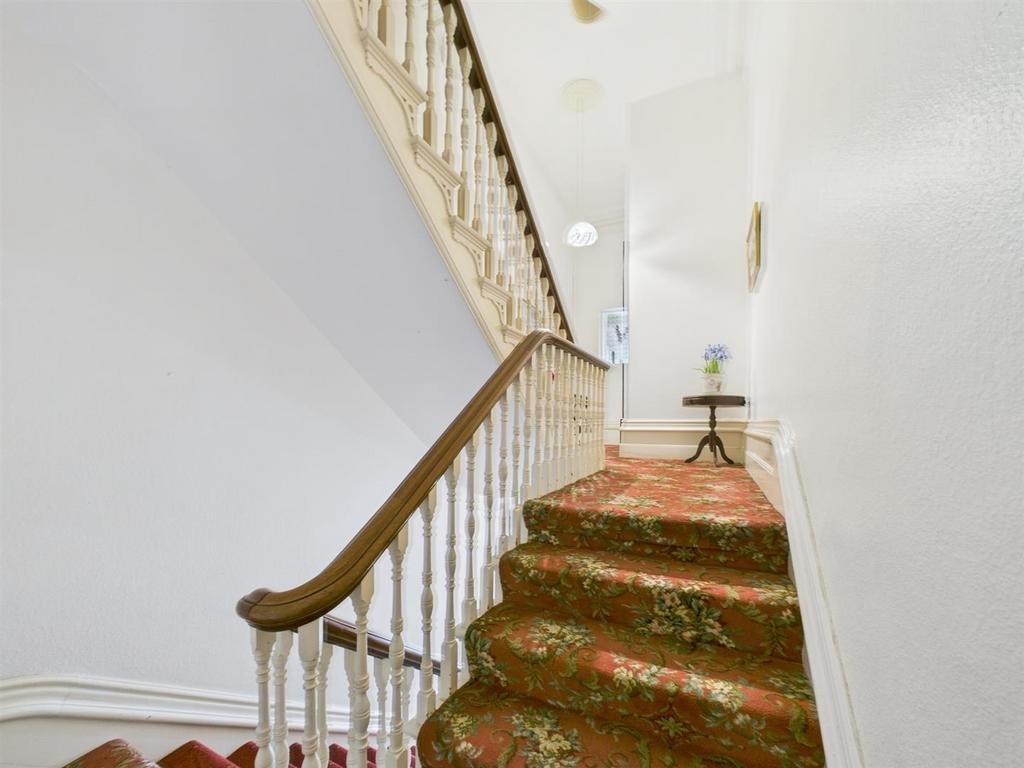 CAM03358 G0-PR0190-STILL030.jpg