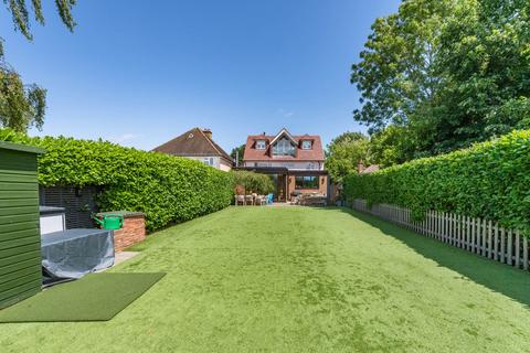 140 Chartridge Lane, Chesham, HP5 2RH