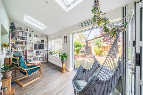8 Church Lane, Barnwood, Gloucester, GL4 3HZ