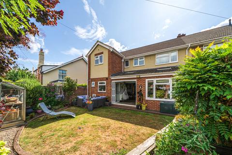 8 Church Lane, Barnwood, Gloucester, GL4 3HZ