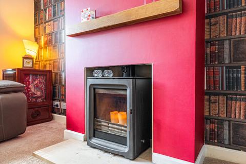 8 Church Lane, Barnwood, Gloucester, GL4 3HZ