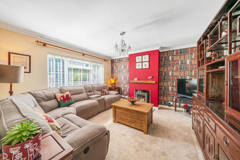 8 Church Lane, Barnwood, Gloucester, GL4 3HZ