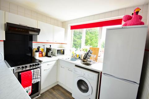 8 Haygarth, Knebworth, SG3 6HE