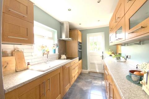 3 bedroom semi-detached house for sale, Queens Parade, Cleethorpes